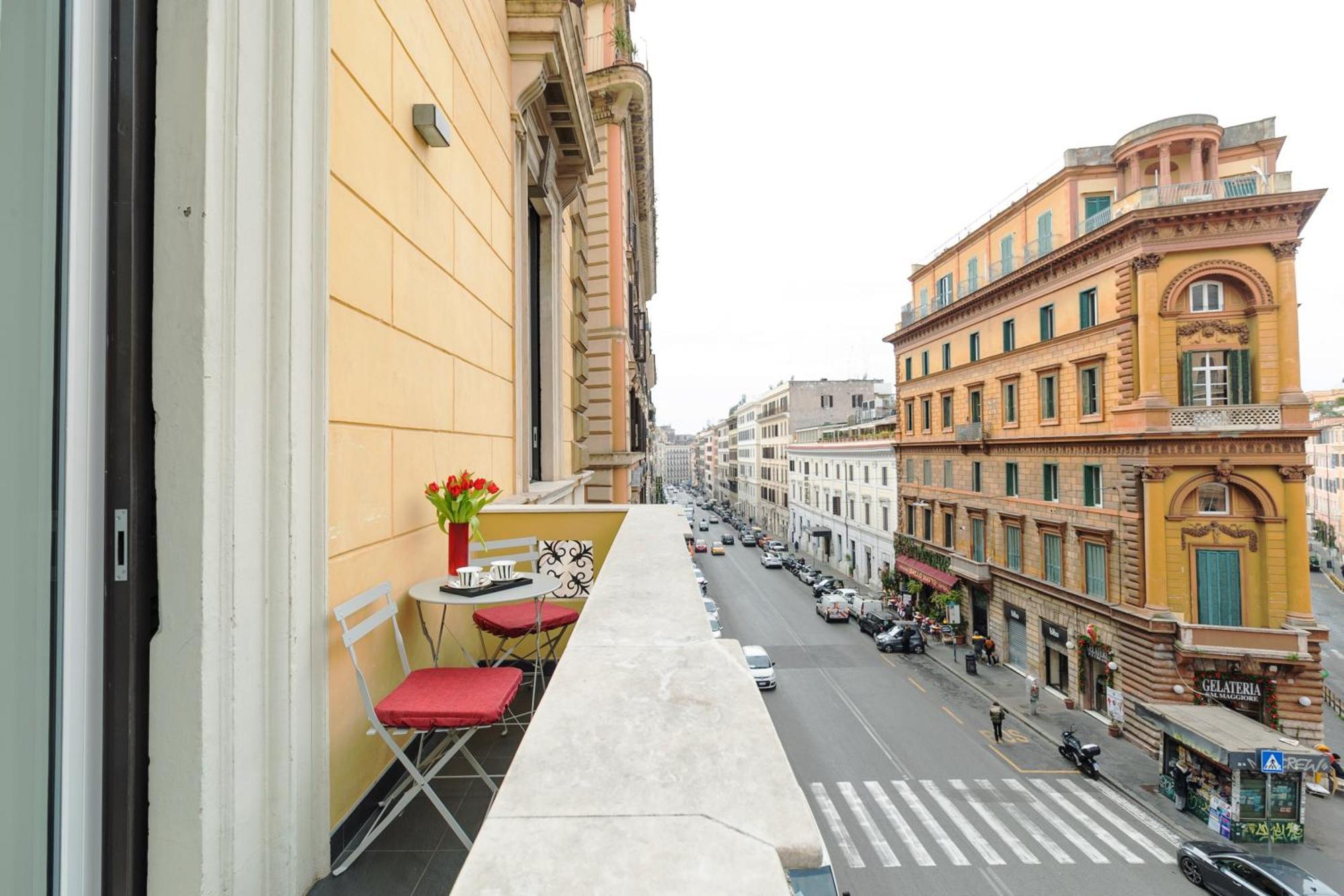 Domus Aurea Luxury Pensión Roma