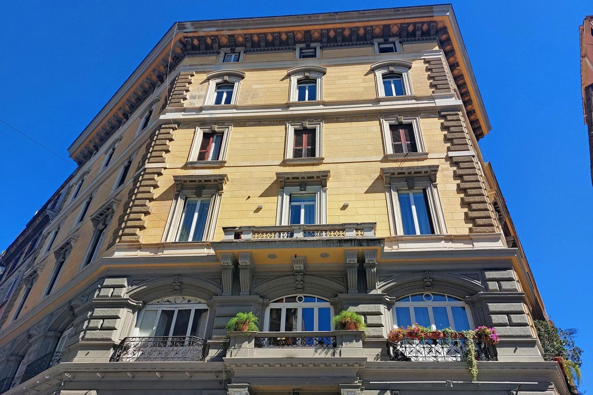 Domus Aurea Luxury Affittacamere *