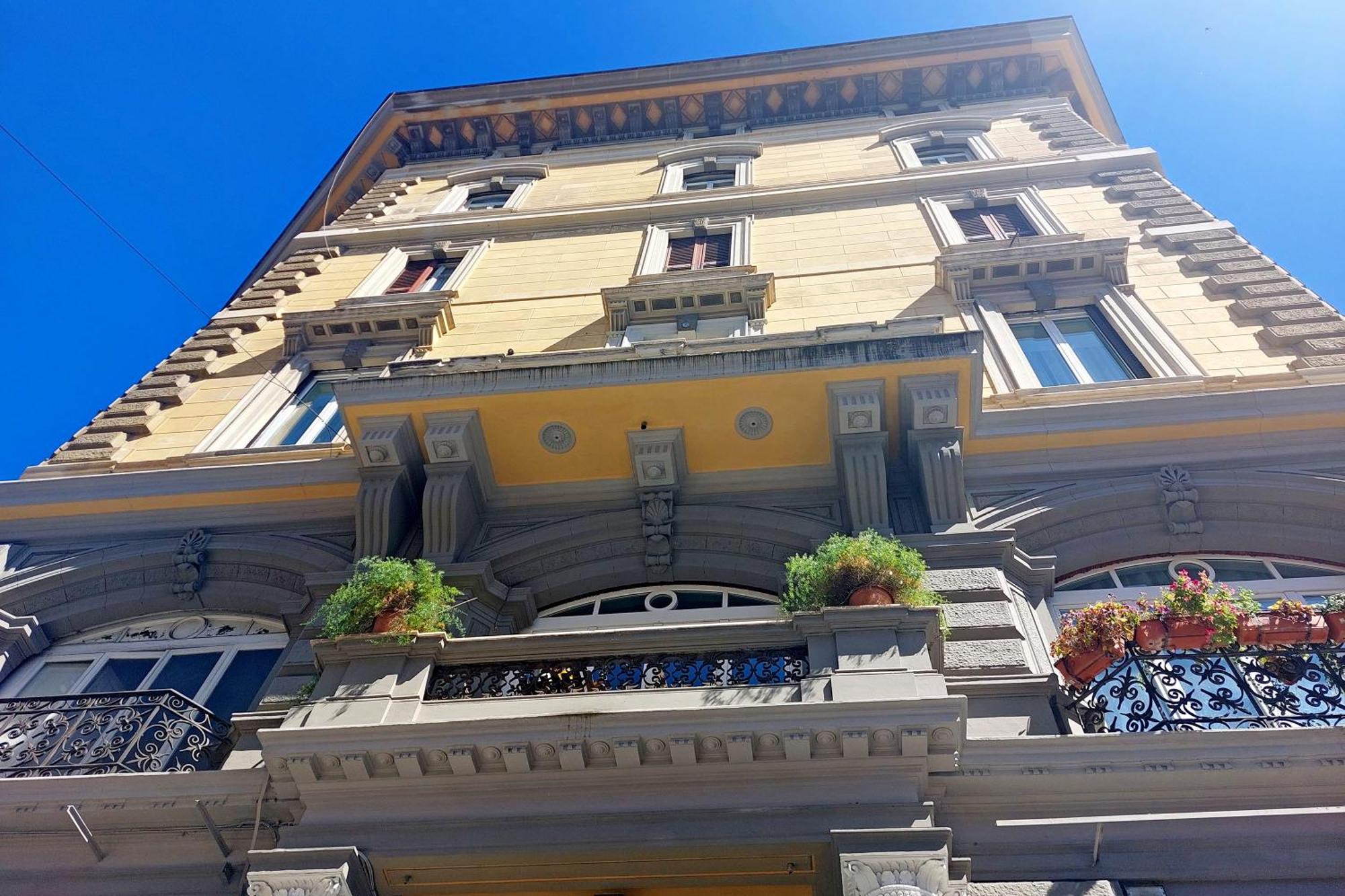 Domus Aurea Luxury Affittacamere *