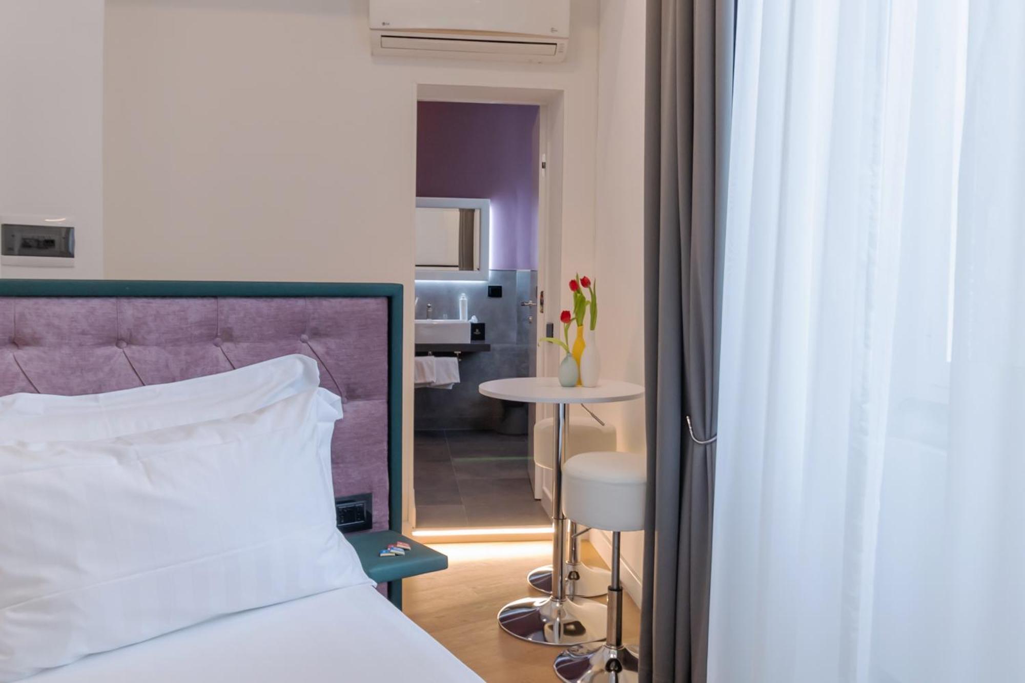 Affittacamere Domus Aurea Luxury *